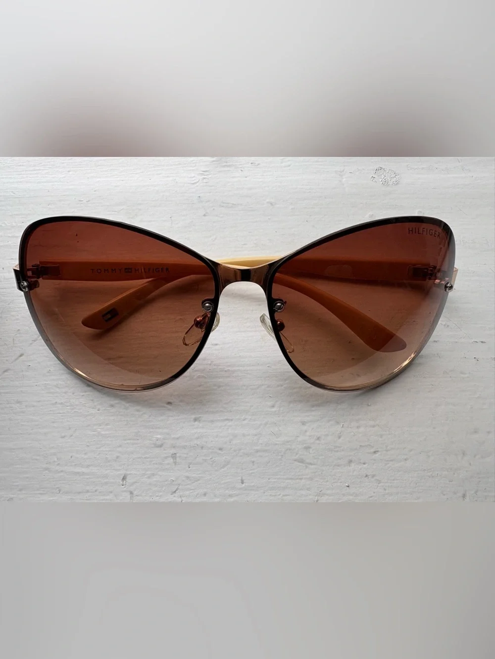 Tommy Hilfiger sunglasses • amber lens